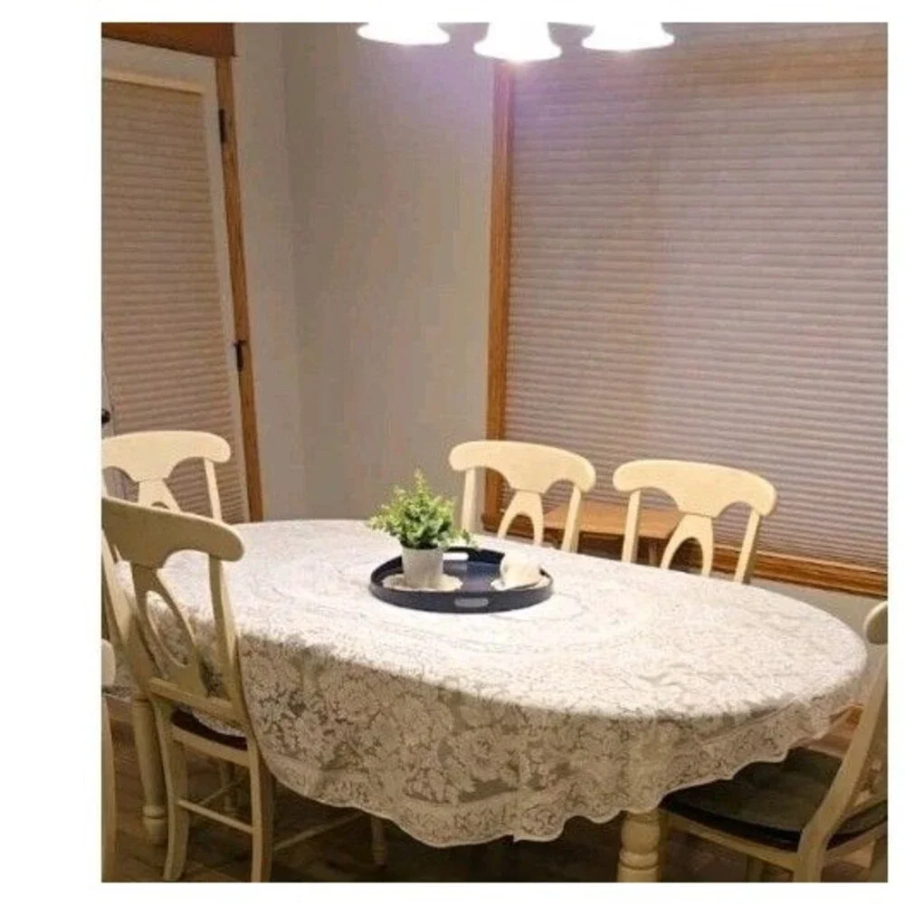 Vintage Lace Tablecloth 80 X 69 White Floral Medallion Rectangle Quaker